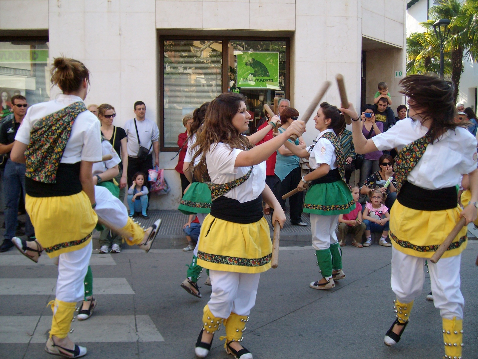 L'Embarcada del Vendrell, la danse des bâtons - Catalunya Experience