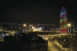 Place de les Glòries et Torre Agbar - Barcelona (Copyright : Oriol Llauradó - ACT)