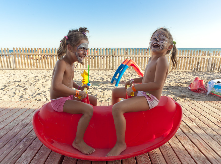 Les enfants à la plage