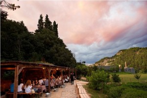 Diner en extérieur au Mont Sant Benet