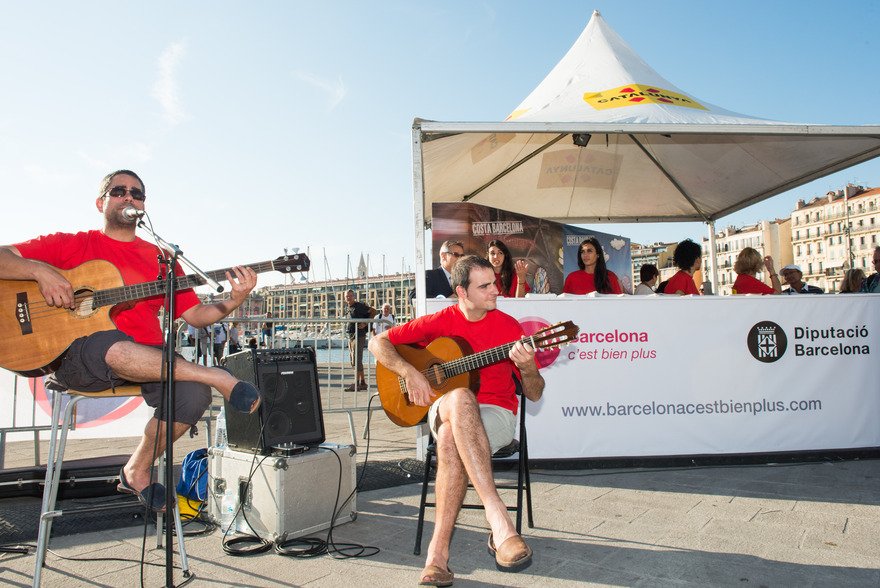 Els Cremats, musiciens Catalans à l'occasion du dernier événement à Marseille - © enviedecatalogne.fr