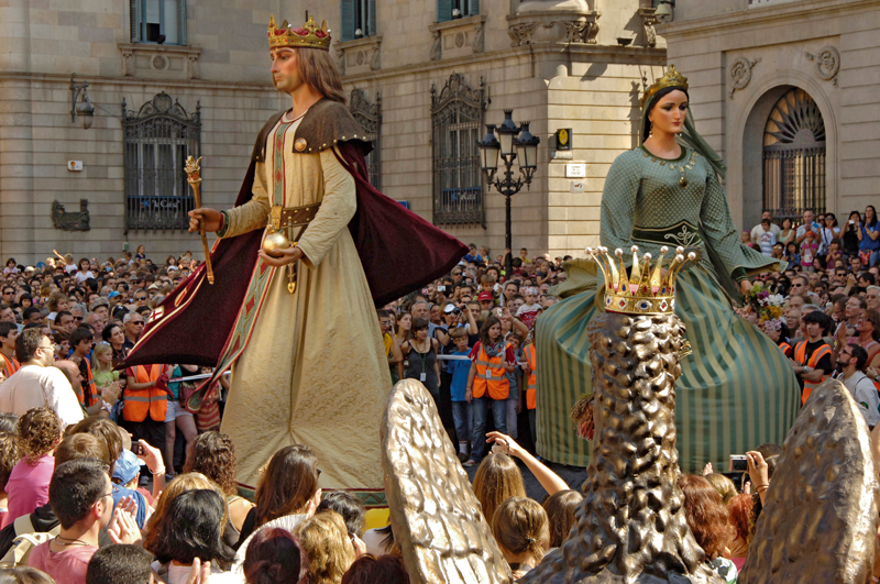 Célébrer la fête de la Mercè à Barcelone - Catalunya Experience