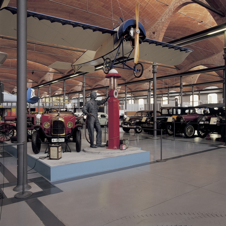 Vintage Car And Light Aircraft In The Science And Technology Museum Of Catalonia (mnactec) (copyright Imagen M.a.s. Act)