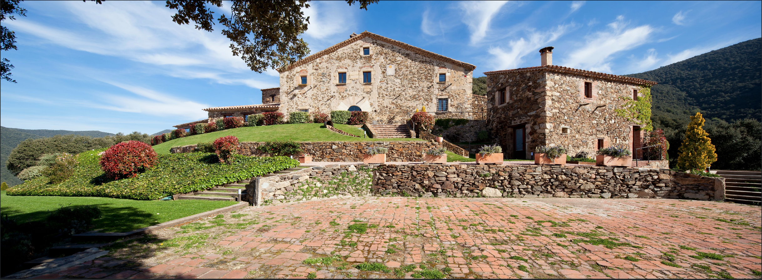 Can Cuch, une ancienne ferme catalane devenue hôtel de charme. © Can Cuch 