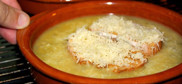 Sopa de ceba © lacuinadesempre.cat