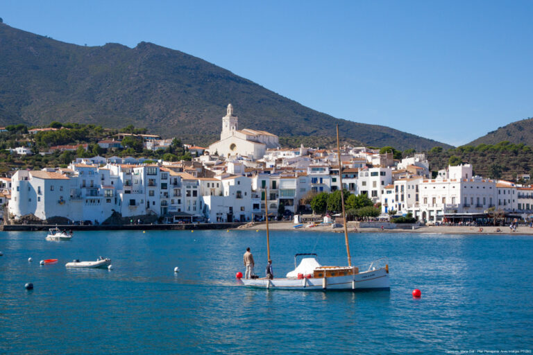 Cadaqués. Maria Geli Pilar Planagumà. Arxiu Imatges Ptcbg