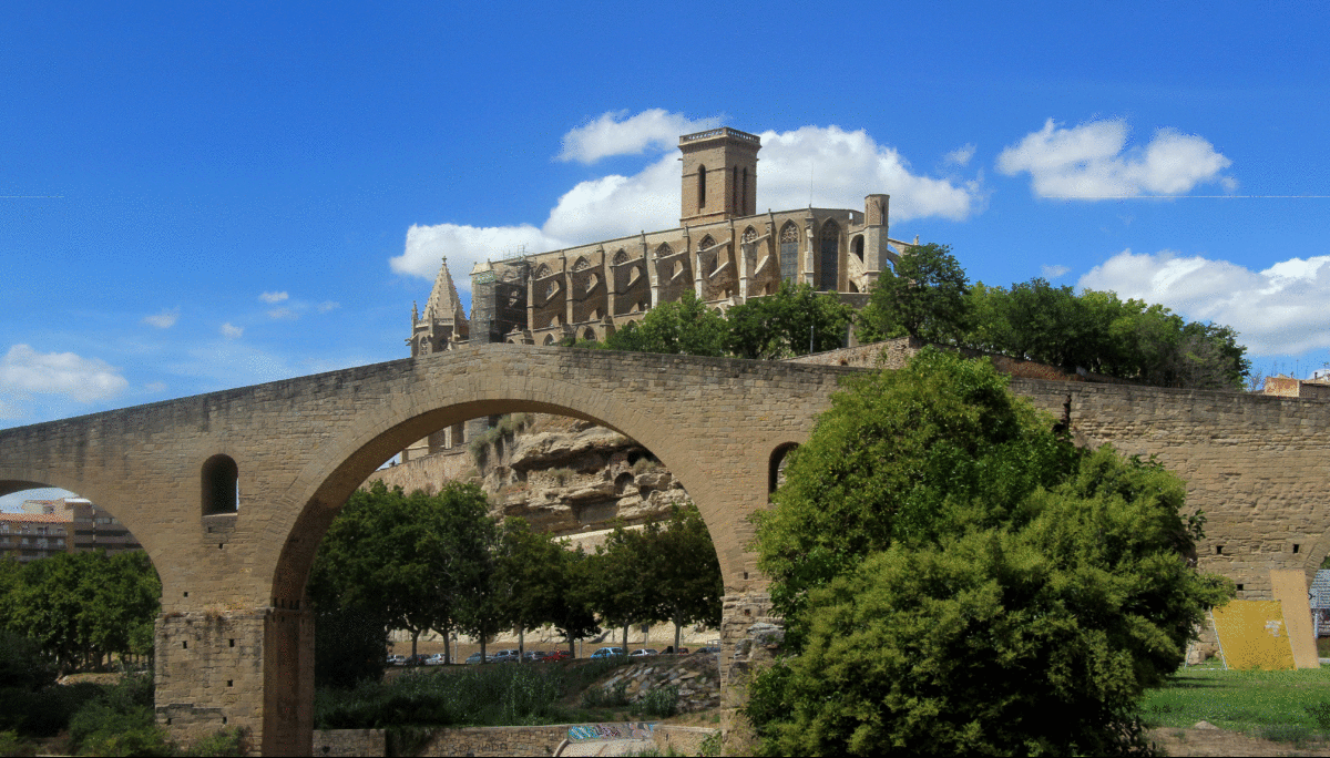 Basilica De Sta Maria I Po