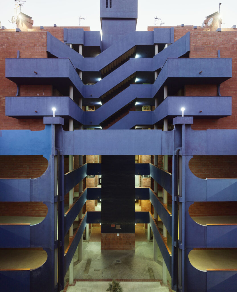 Ricardo Bofill Taller Arquitectura Barrio Gaudi Reus Tarragona Spain 03