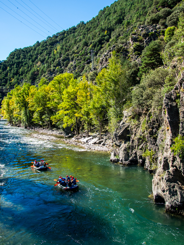 Rafting dans les Pyrénées de Catalogne (Rocroi, Llavorsí)