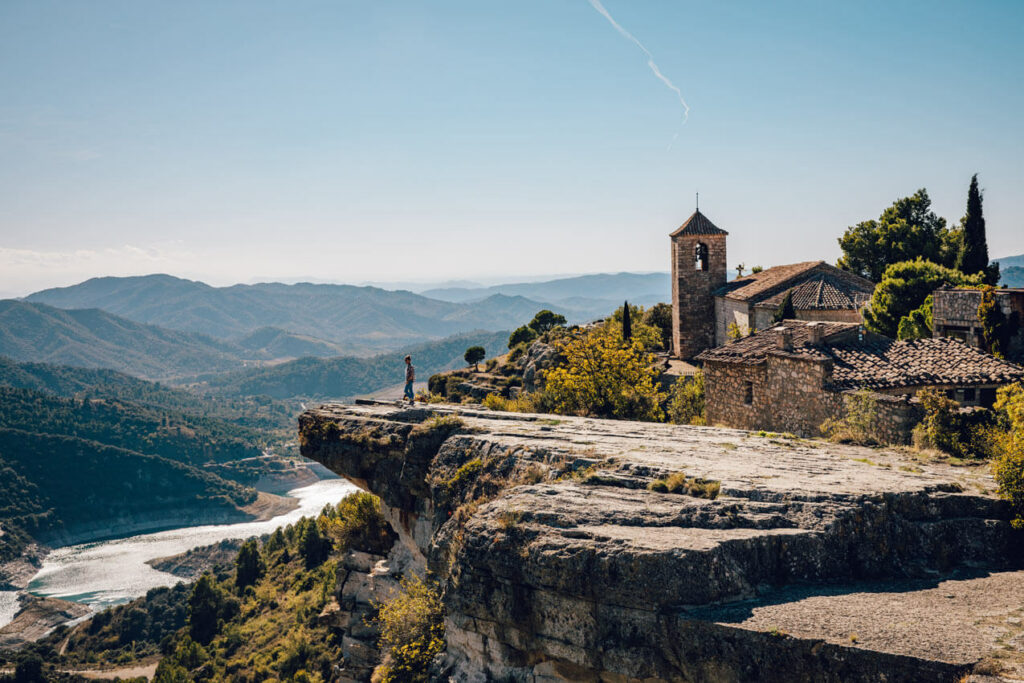 Le Village Perche De Siurana Catalogne